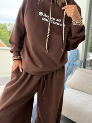 Oversize Hoodie Augen zu und tanzen