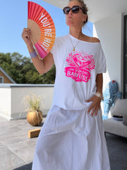 T-Shirt im Herzen barfuß