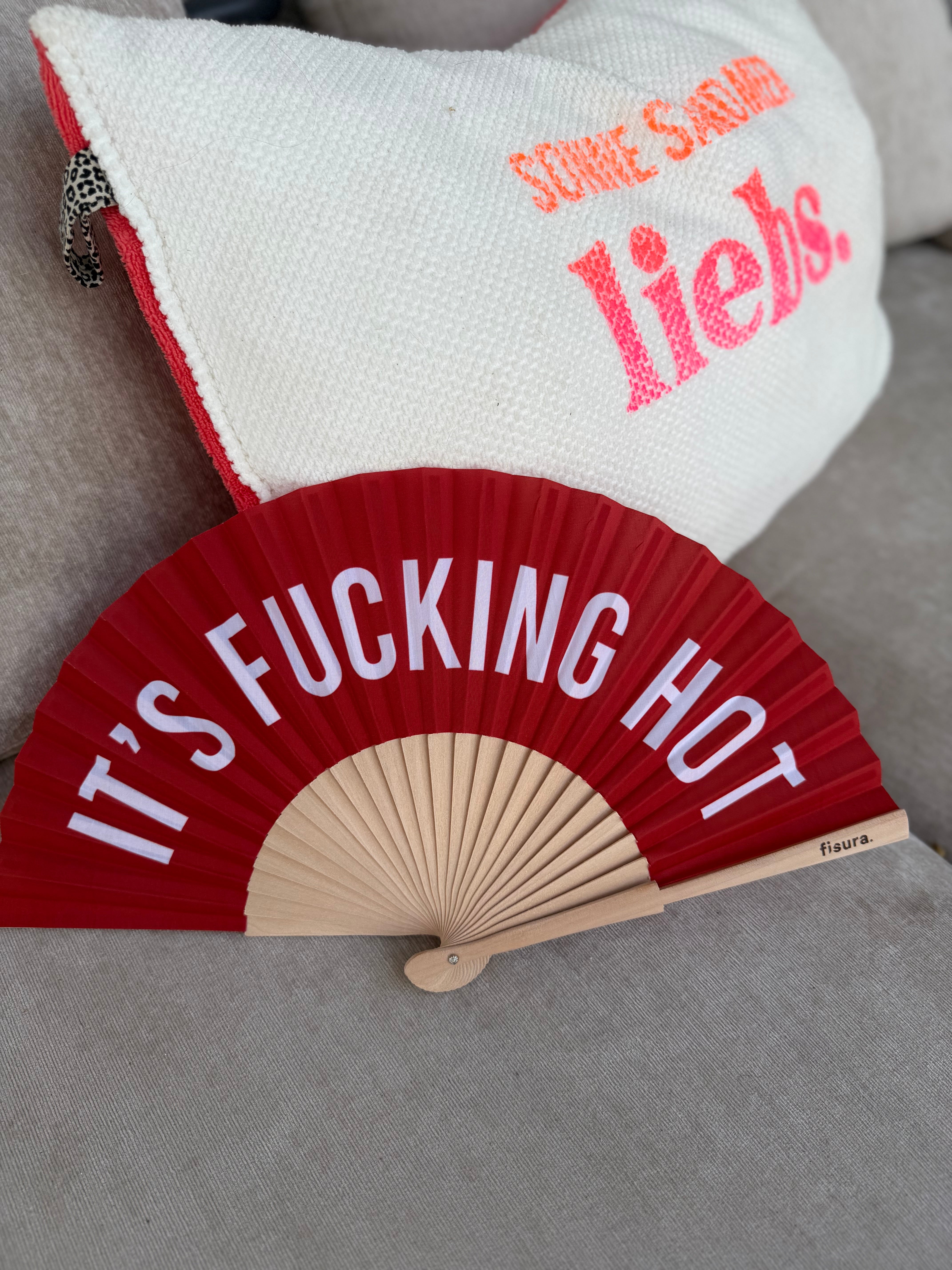 Fächer it‘s fucking hot