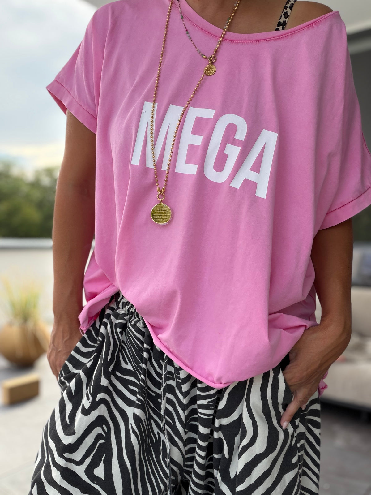 MEGA BIGSIZE Shirt