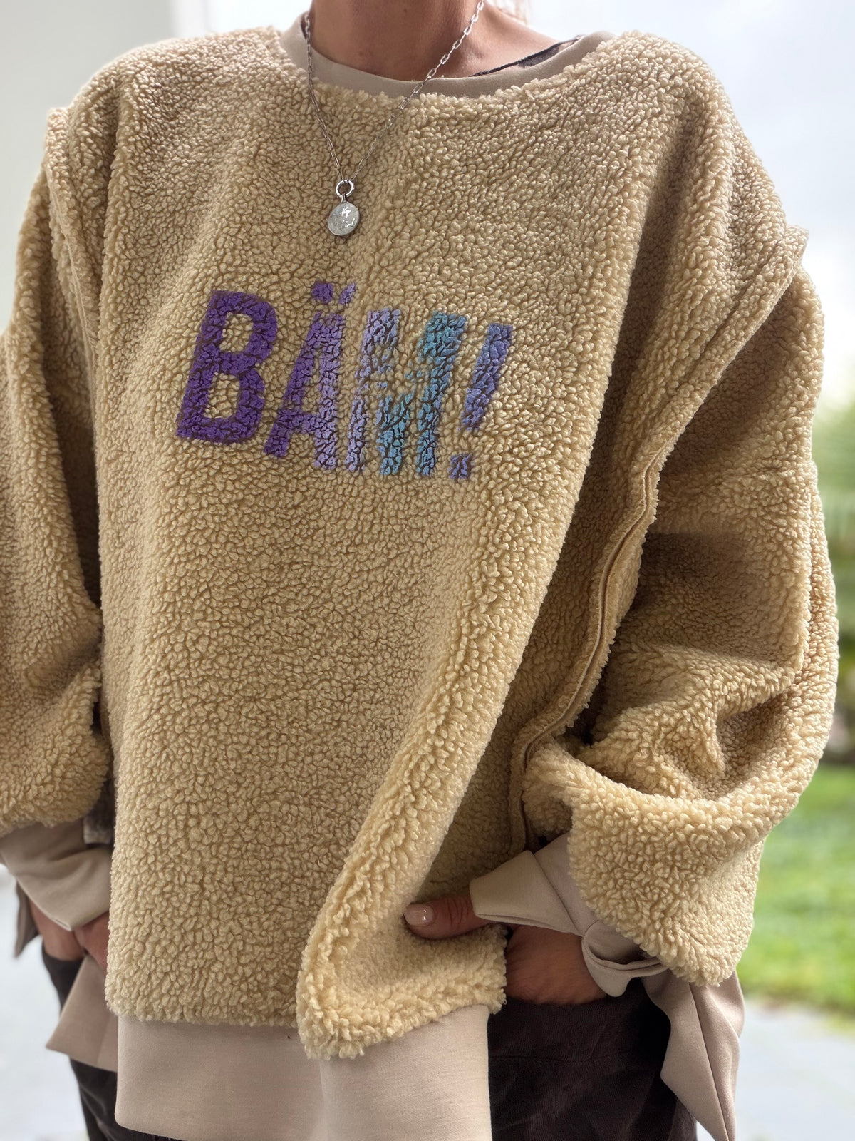 Oversize Teddy Pullover BÄM