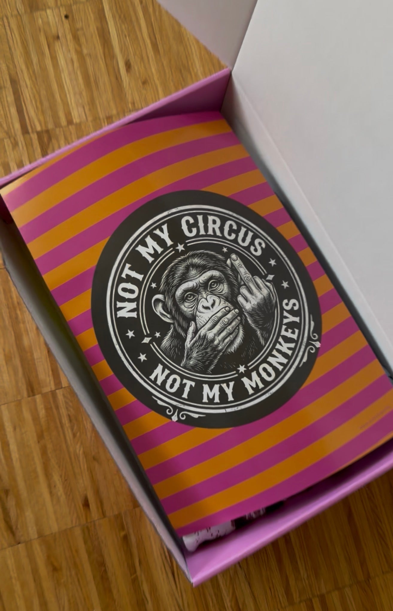Poster Not my monkey, Not my Circus