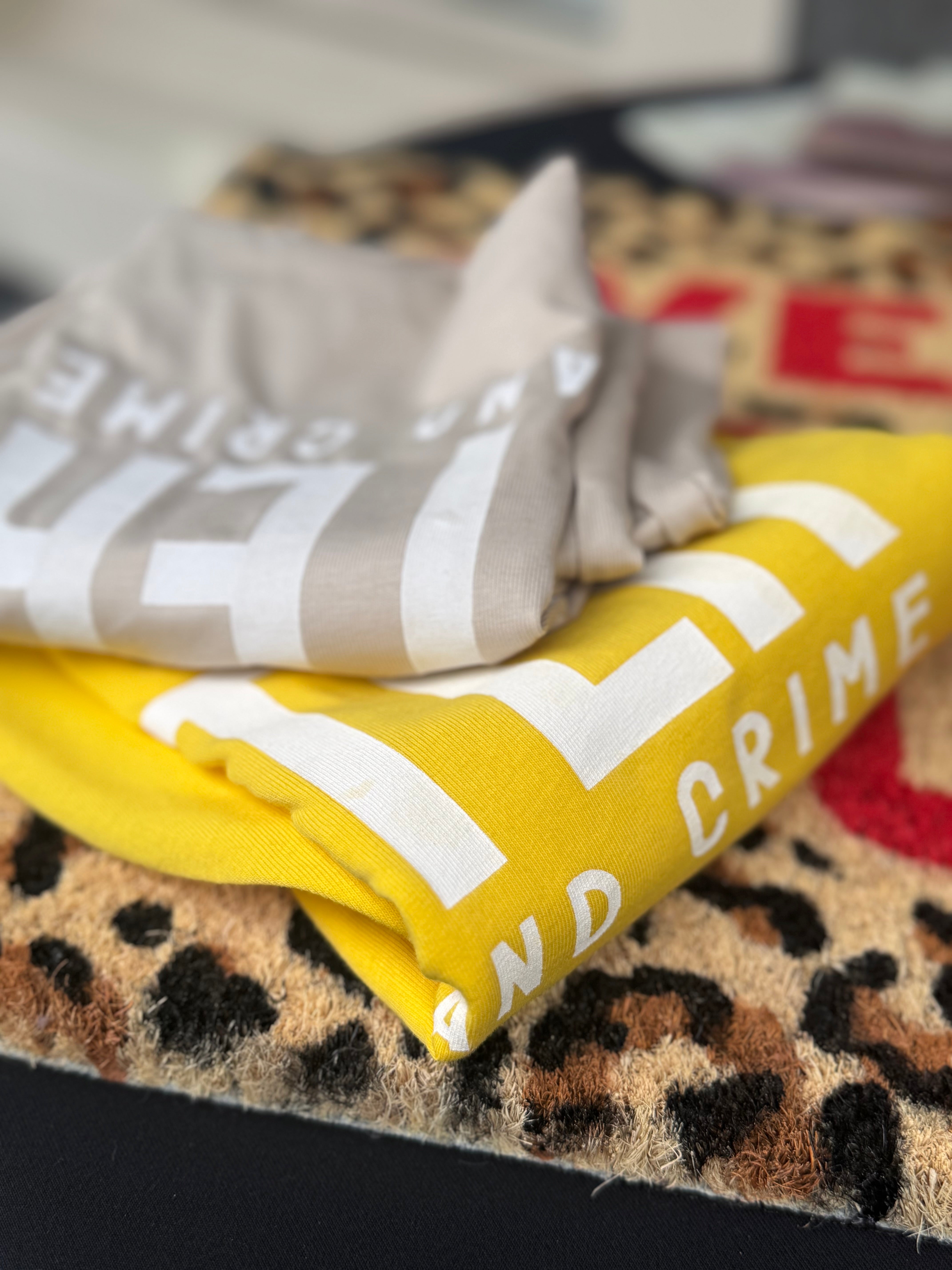 T-Shirt SISTER in love and crime