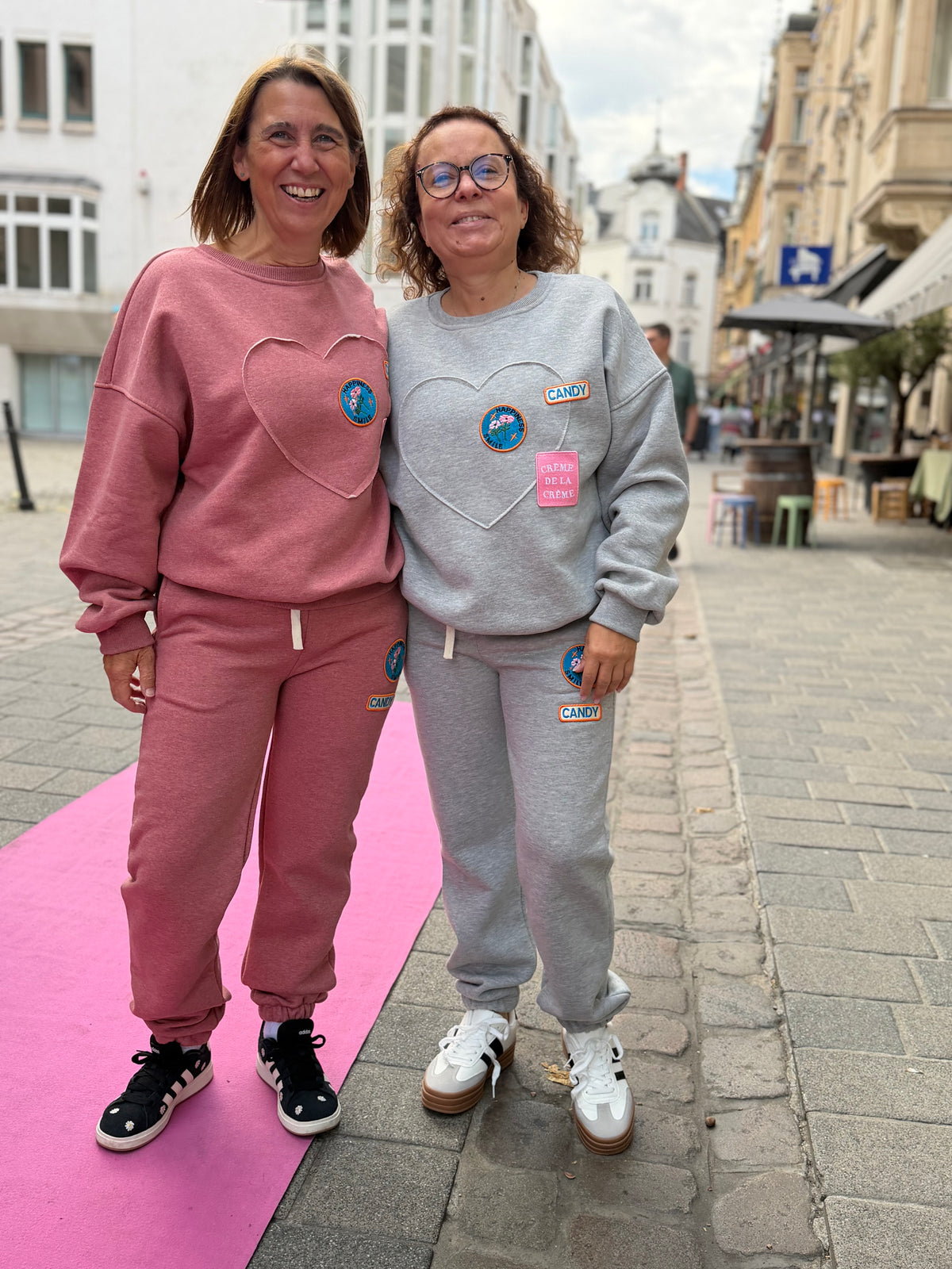 Statement Jogginganzug Jogger & Sweatshirt zweiteiler small