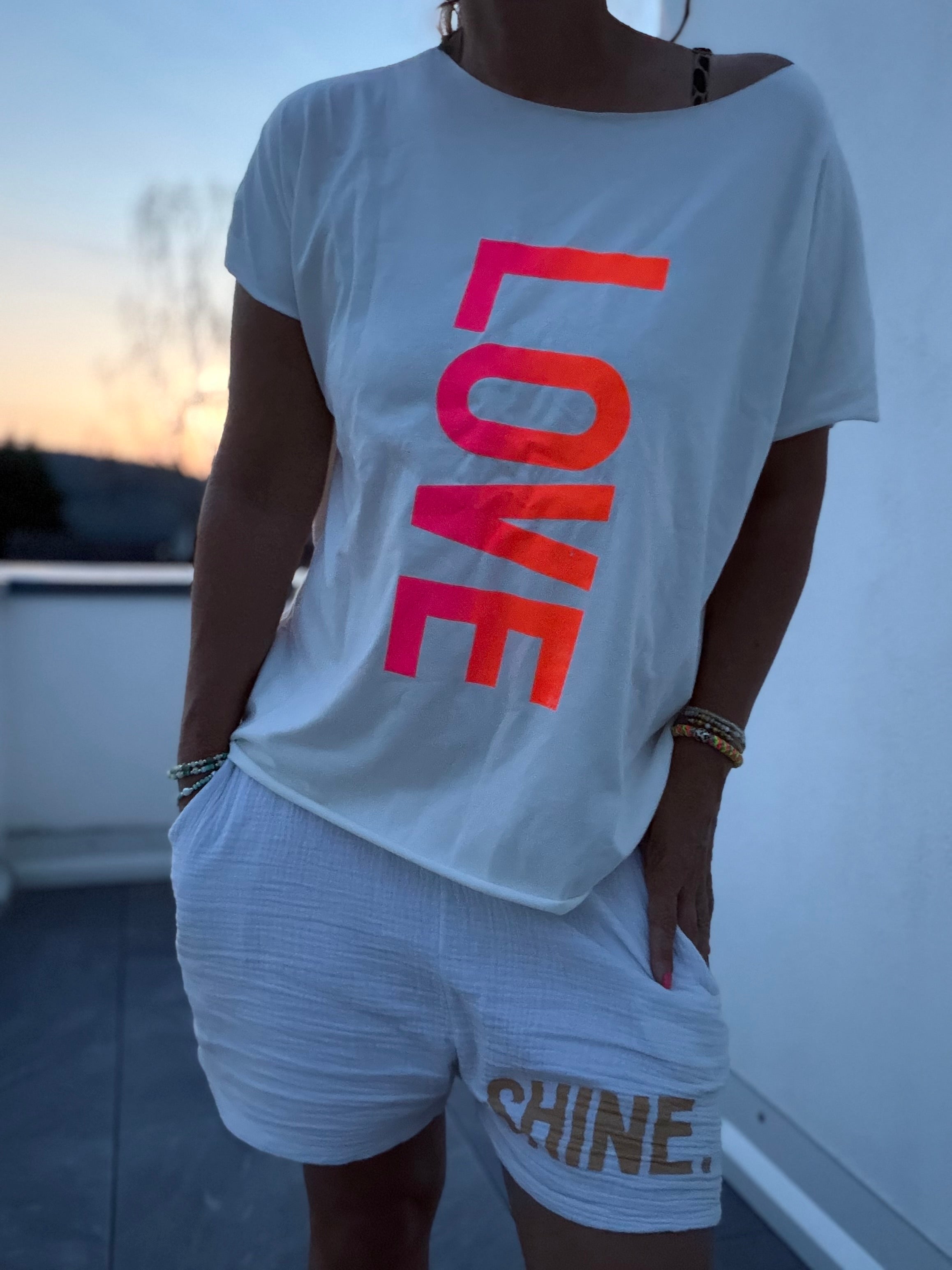 T-Shirt LOVE