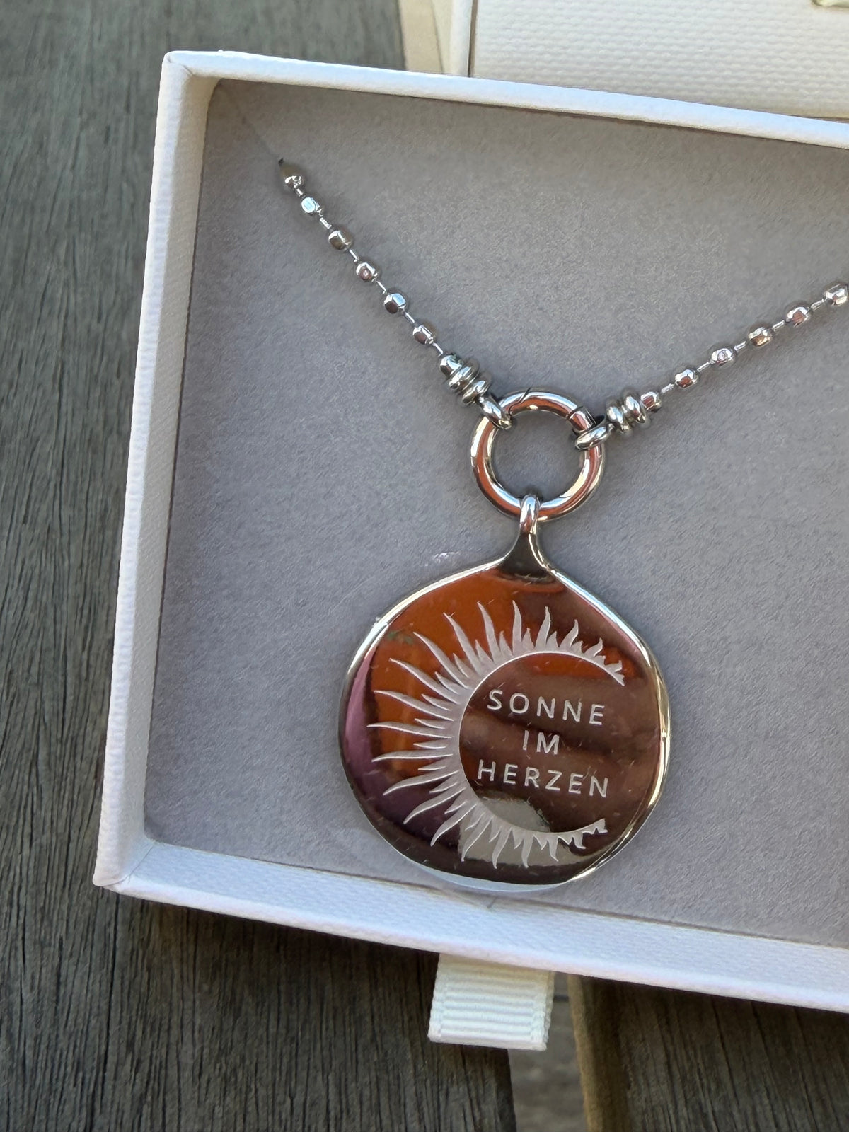 Kette Sonne im Herzen