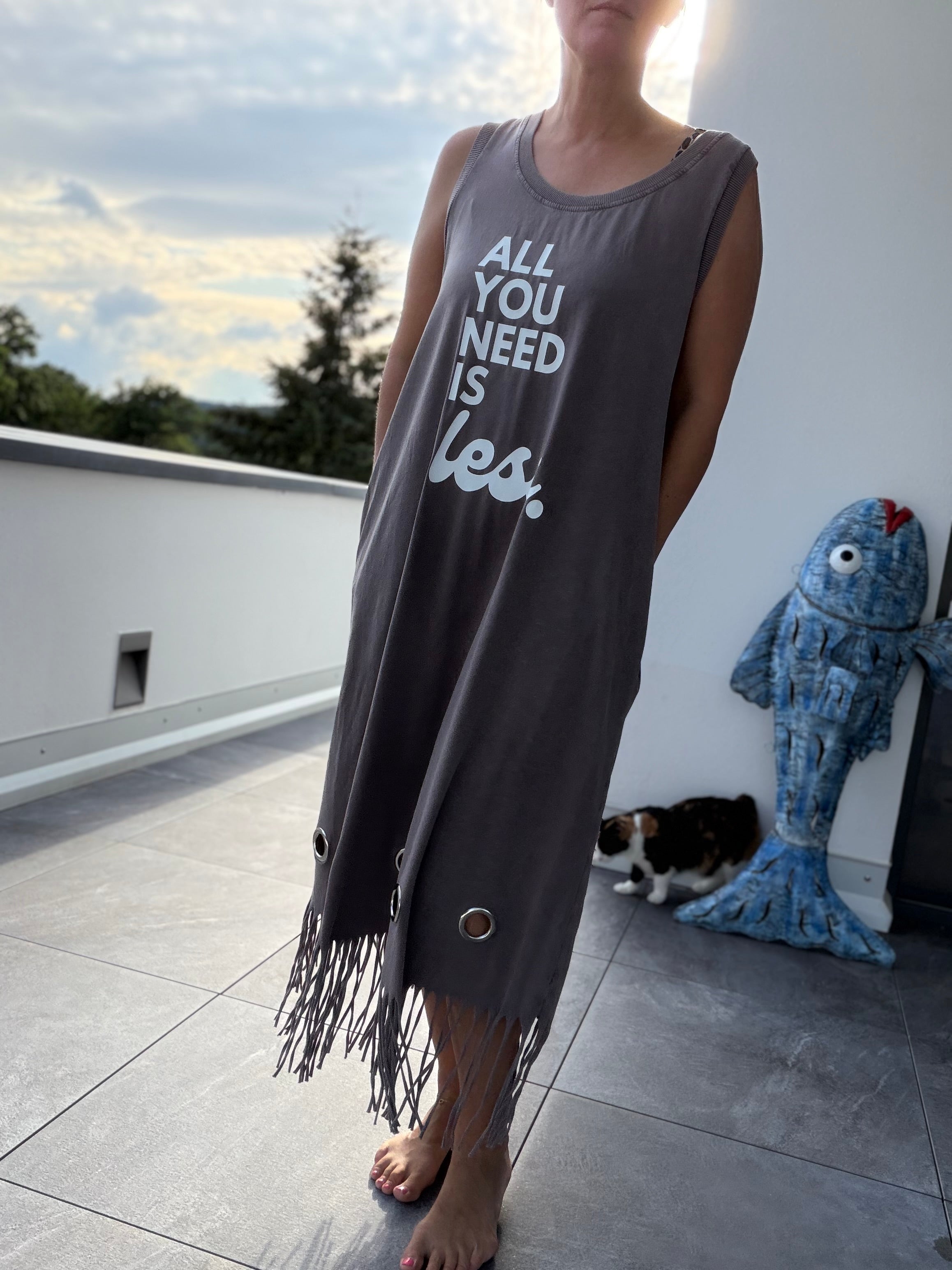 Kleid all you need is less mit Fransen