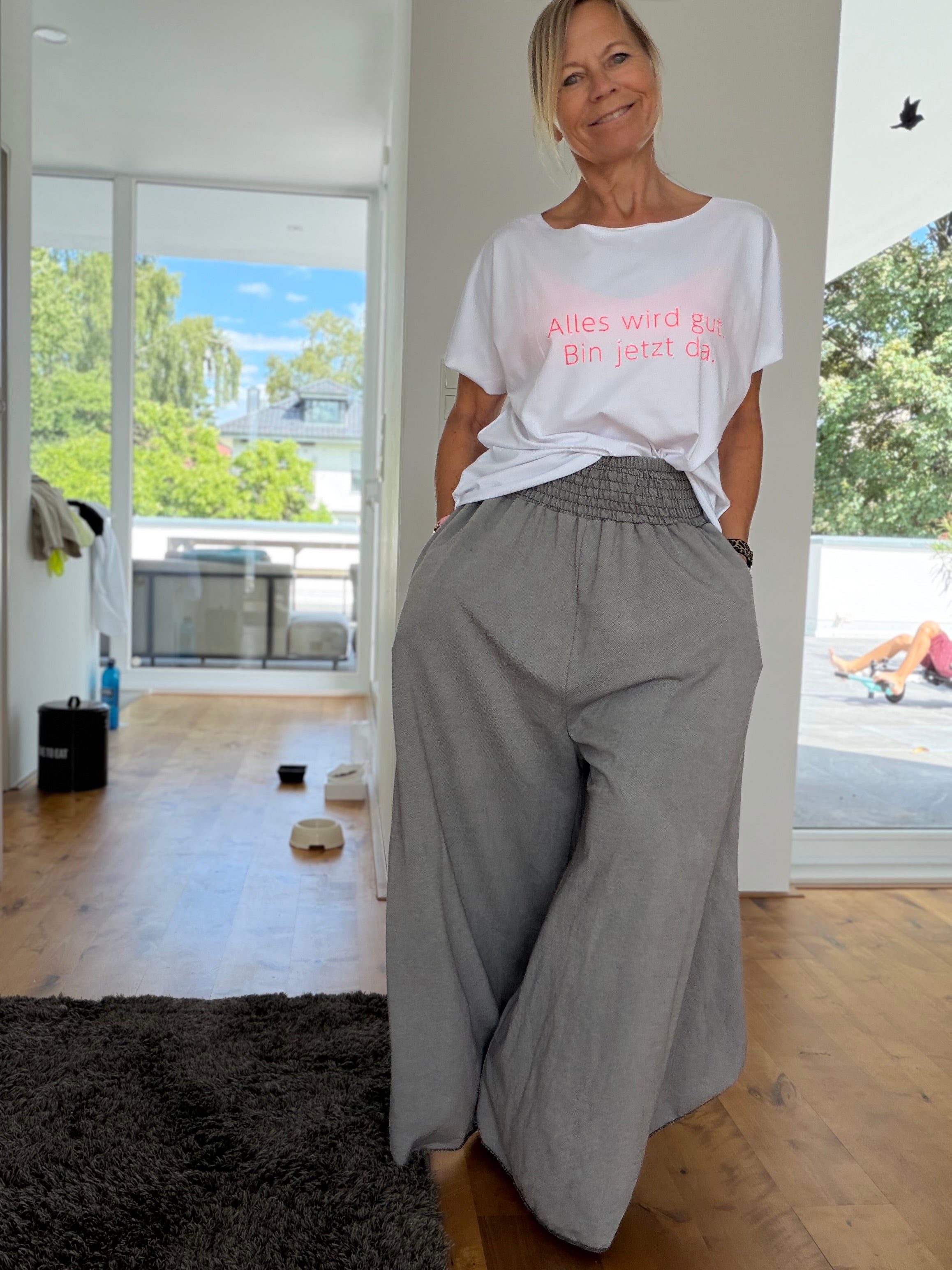 T-Shirt Alles wird gut. Bin jetzt da.