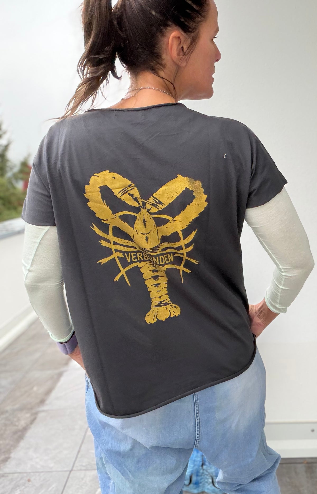 T-Shirt Hummer „verbunden“