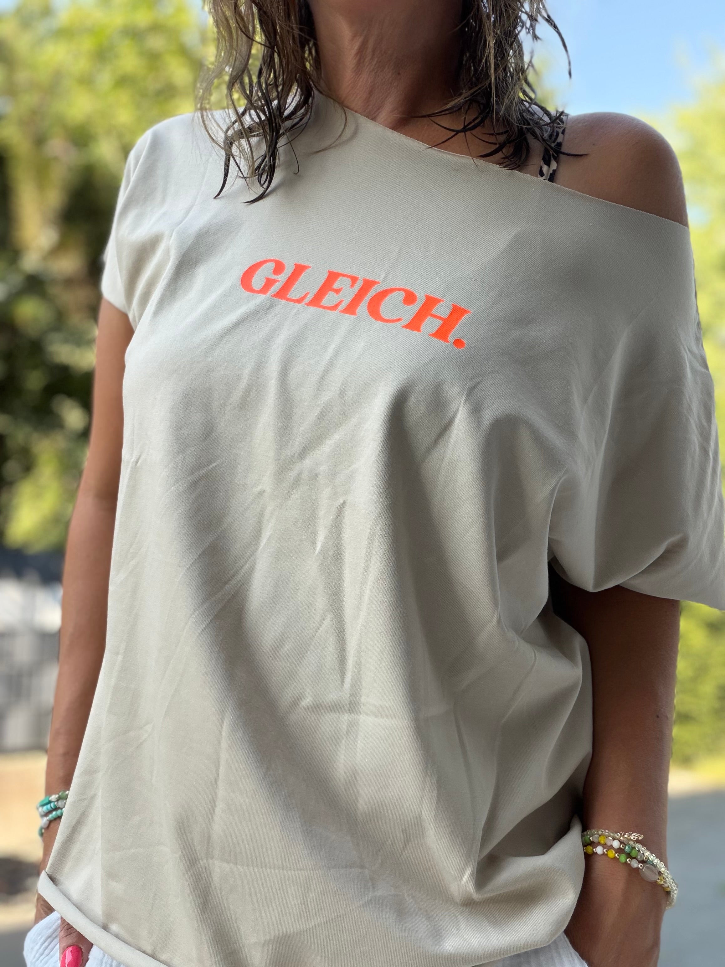 T-Shirt gleich. 4 Farben