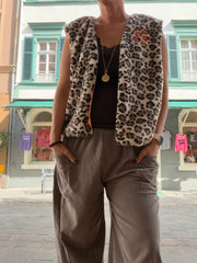 Handmade Leo Weste