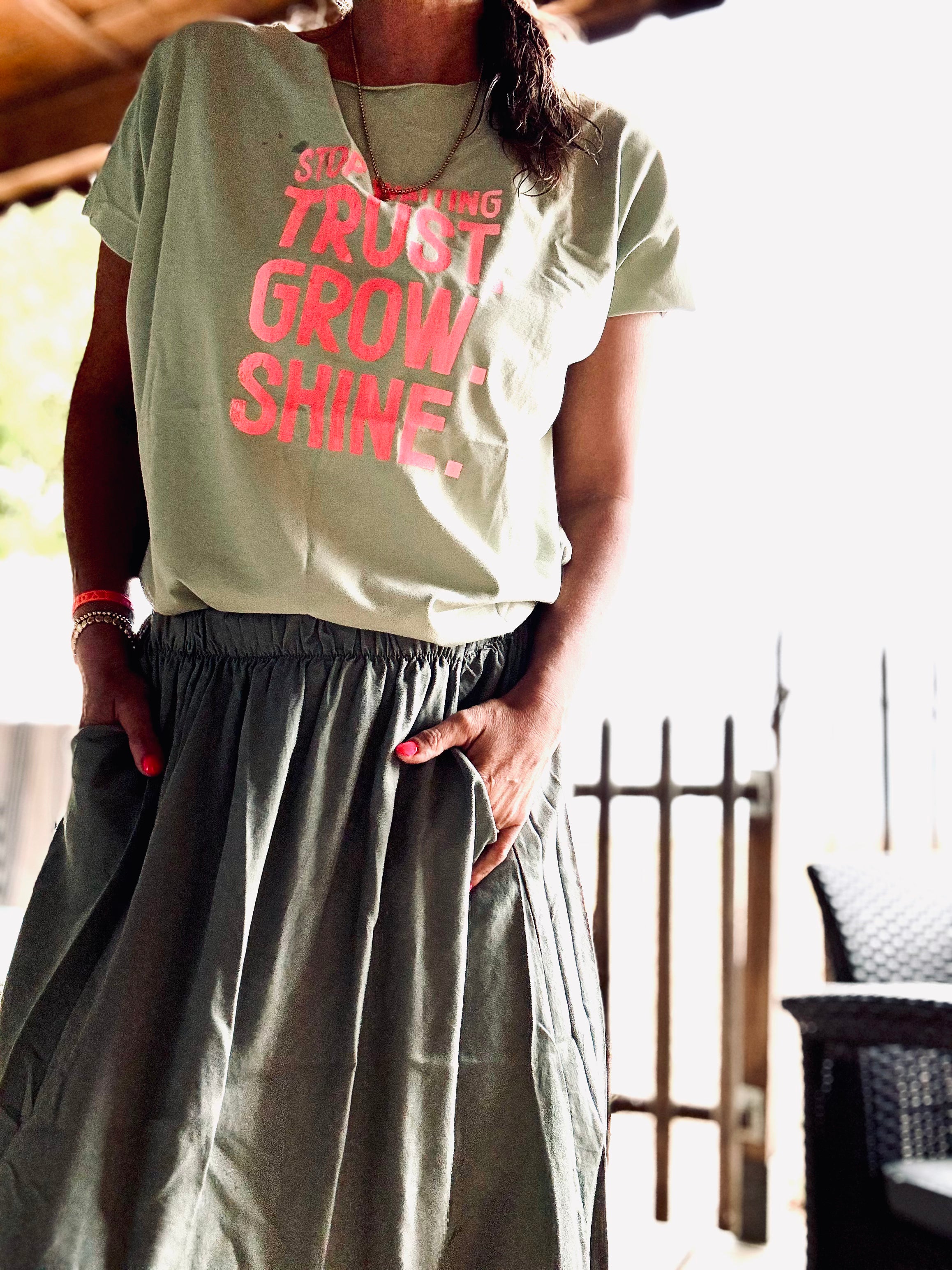 T-Shirt TRUST GROW SHINE