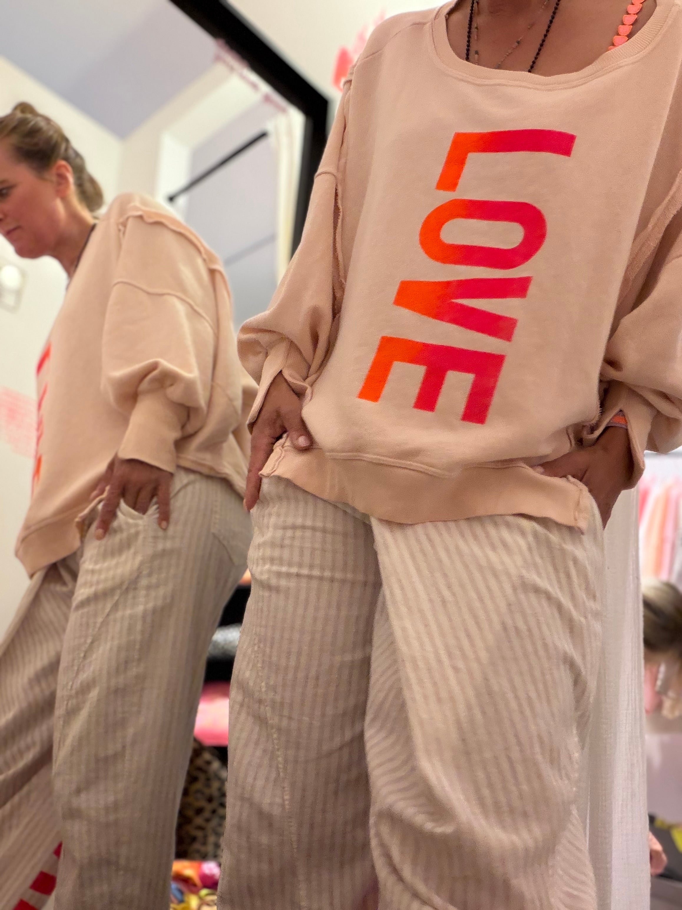 Lieblings Sweatshirt LOVE, hellblau oder nude