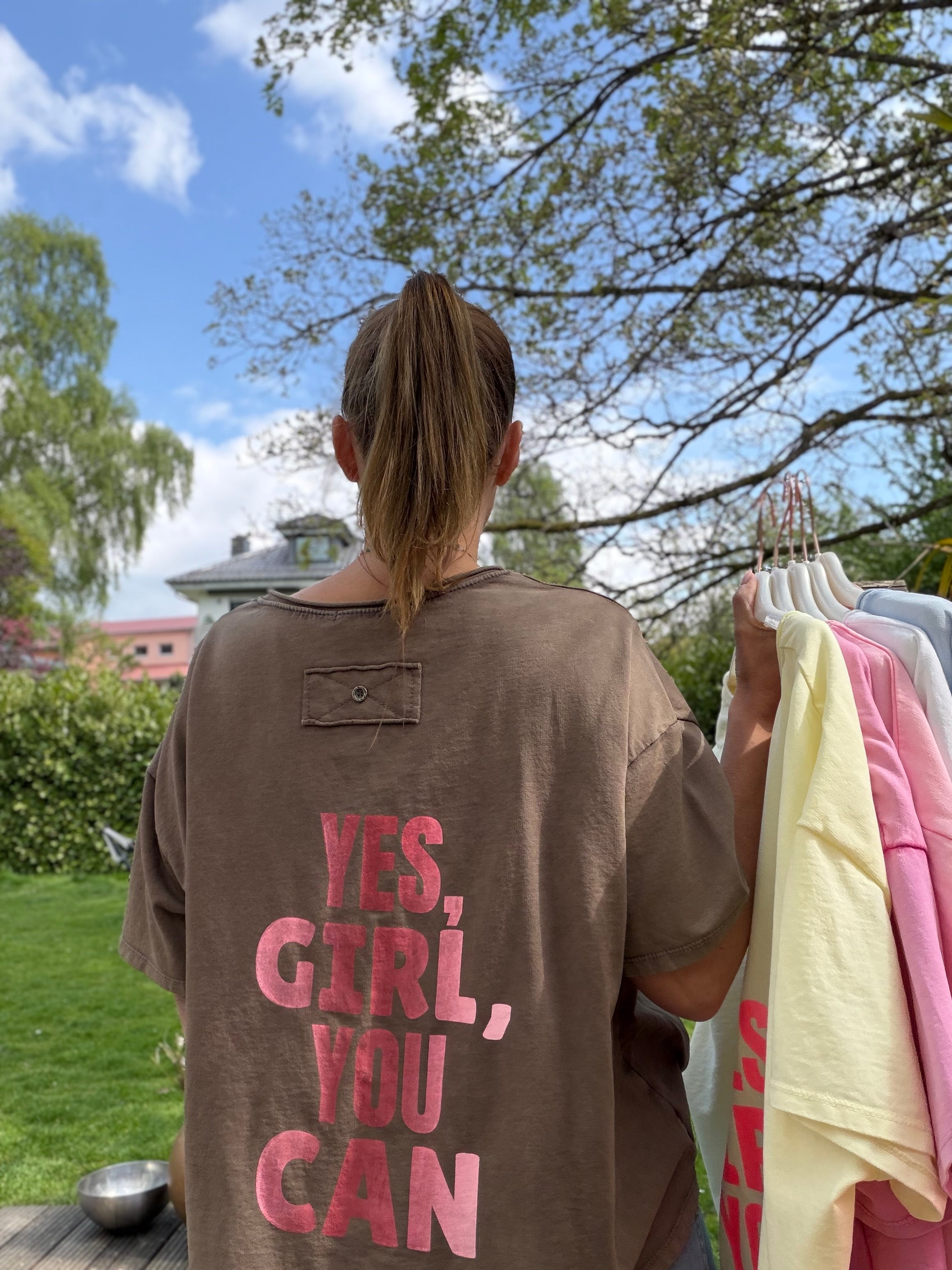 Crop T-Shirt yes girl you can, 5 Farben