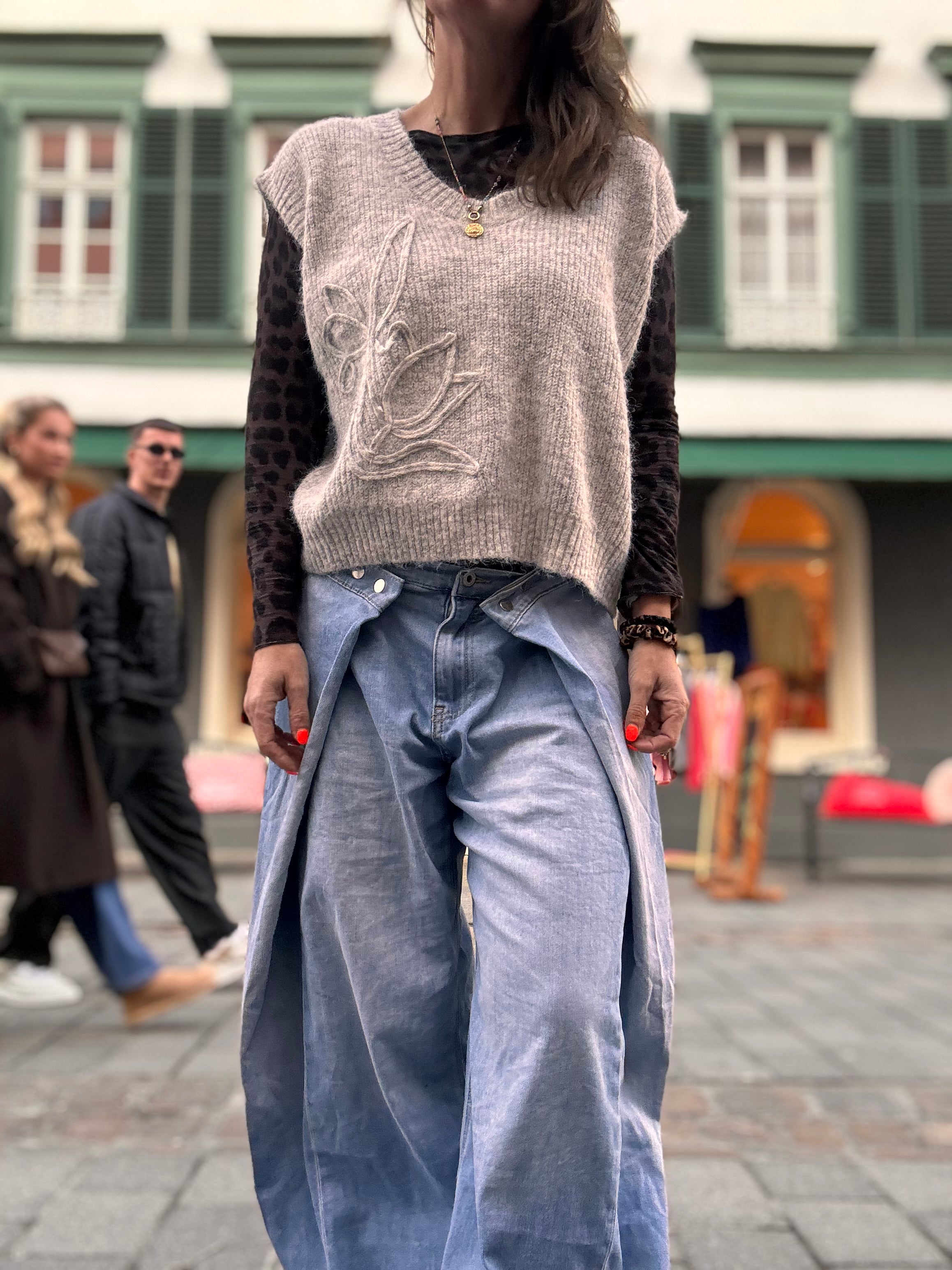 Pullover Pullunder grau Blumen