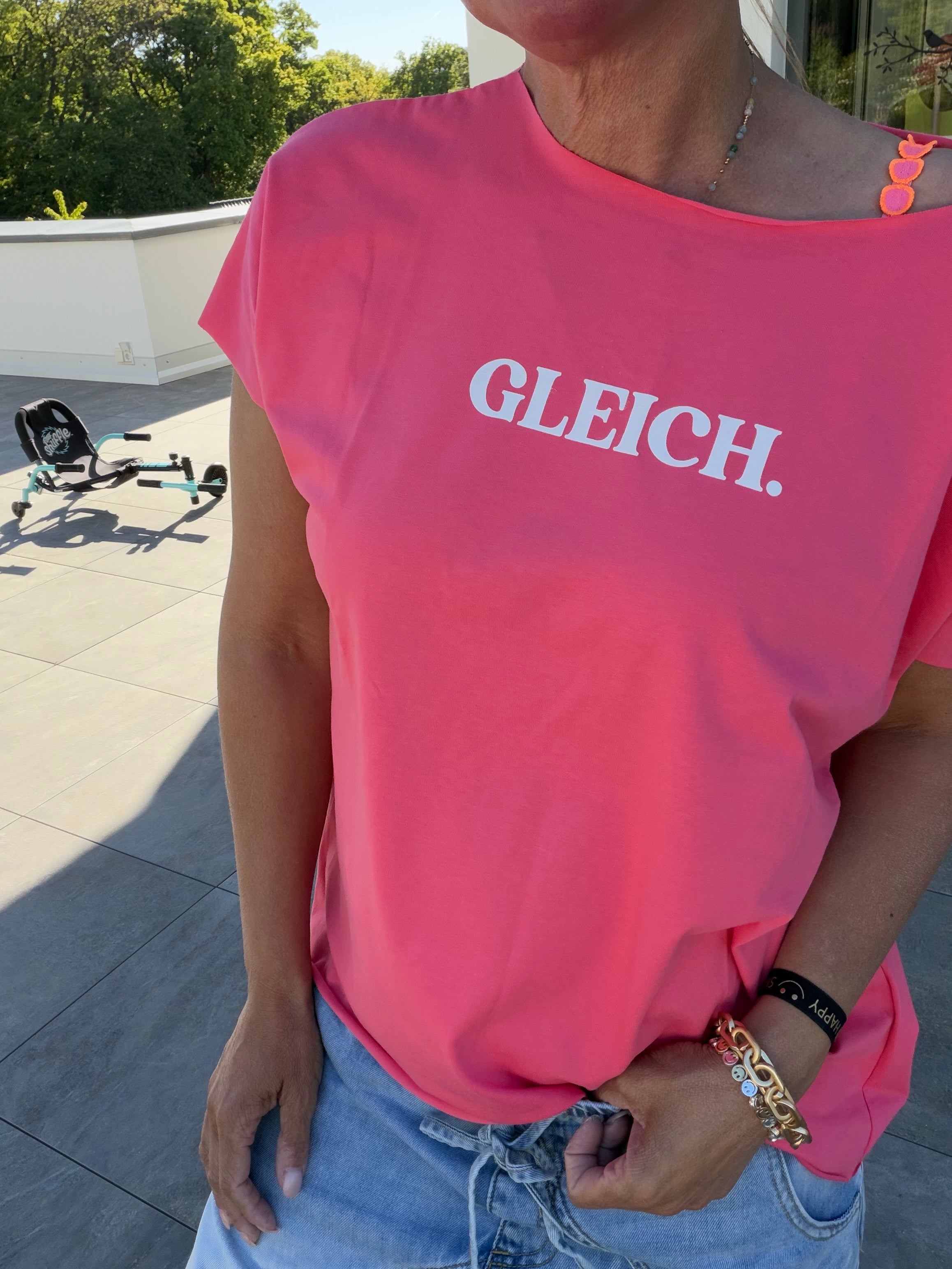 T-Shirt gleich. 4 Farben