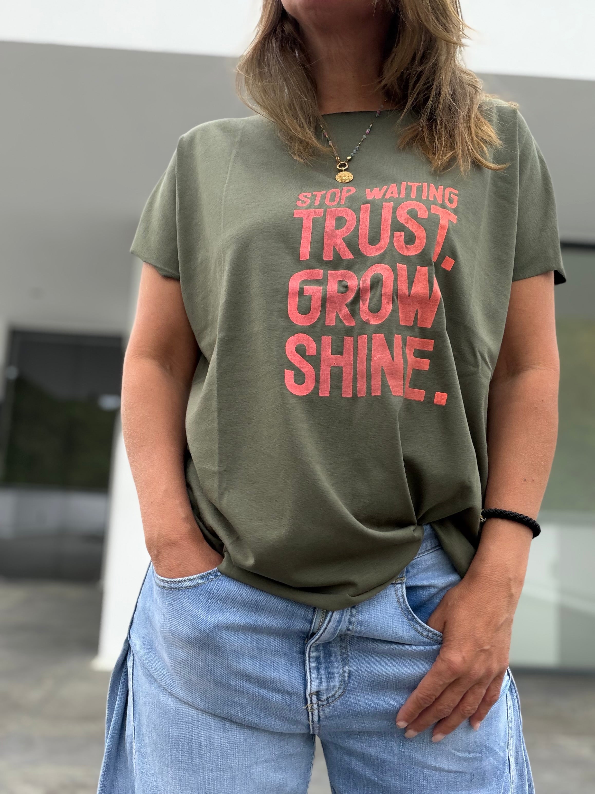 T-Shirt TRUST GROW SHINE