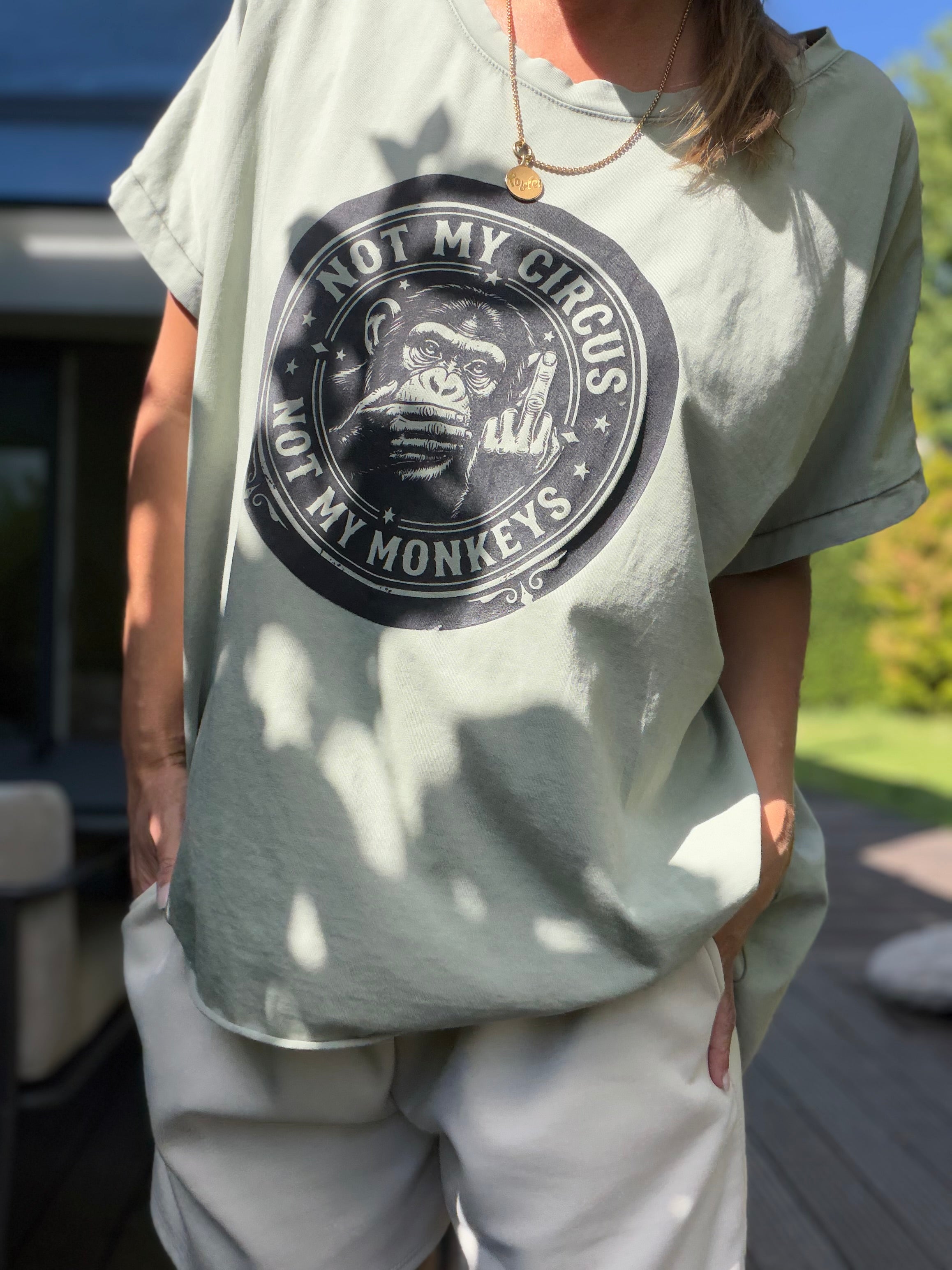 BIGSIZE T-Shirt Not my Monkeys Not my circus, 2 Farben