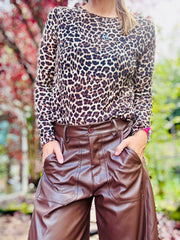 Cashmere top leo
