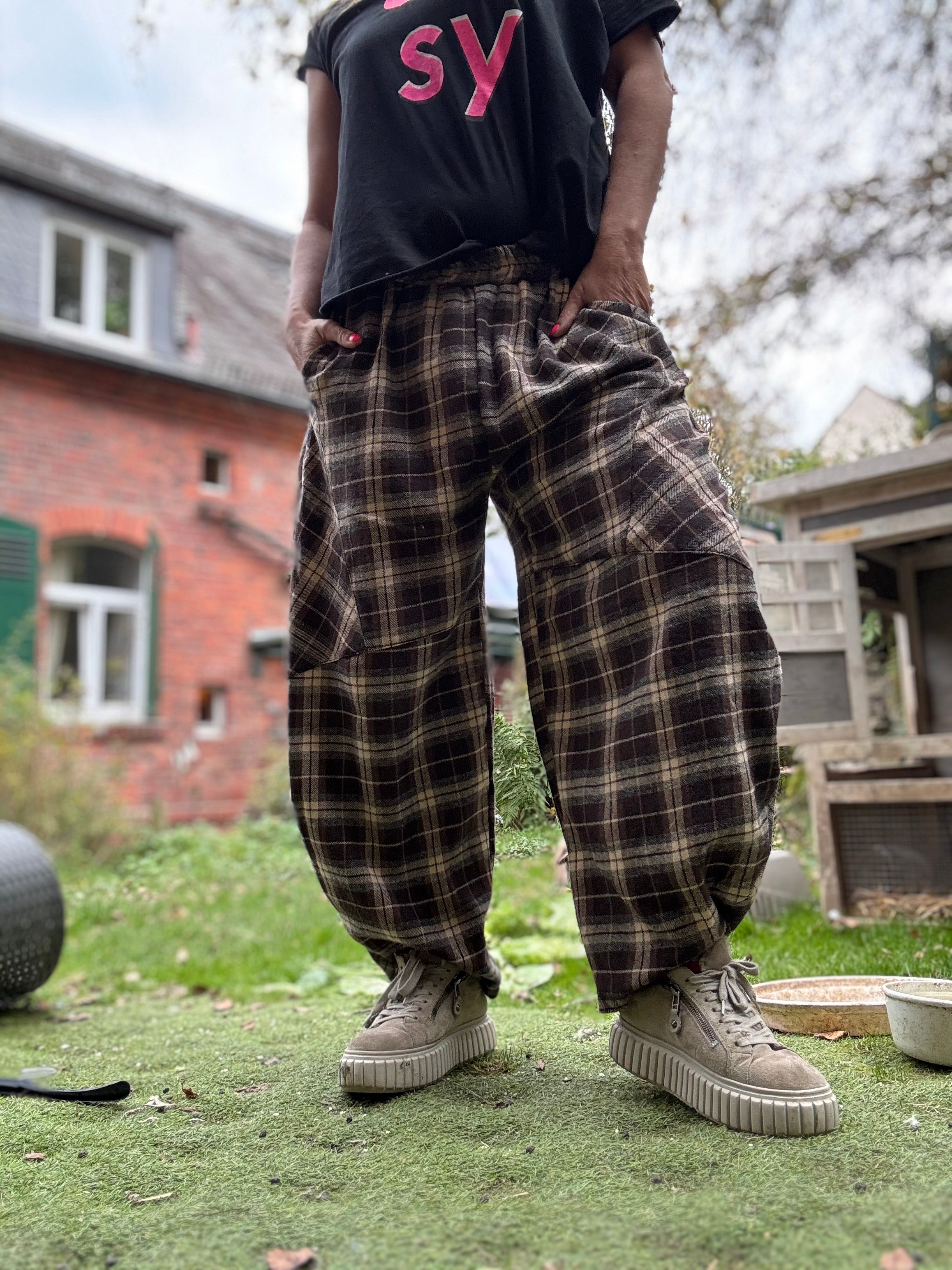 Baggy Karo Hose