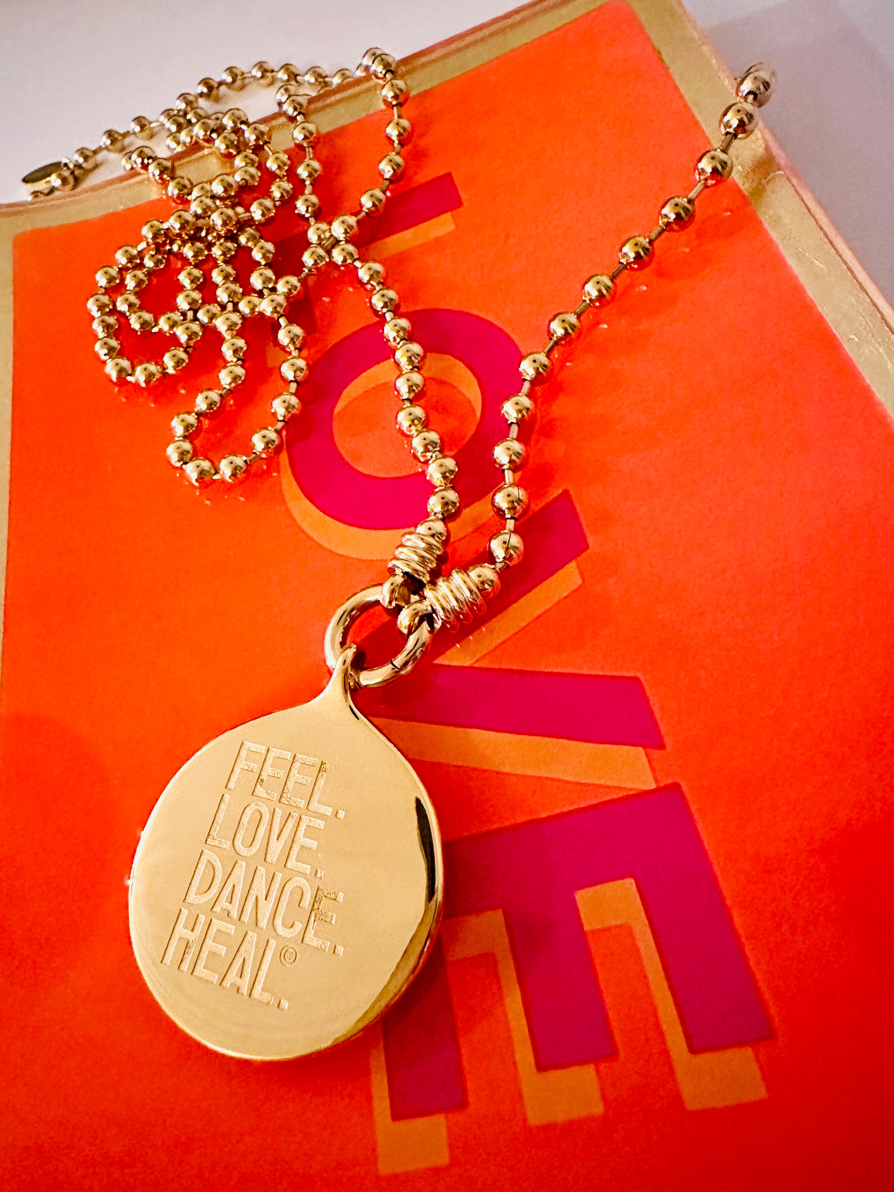 Kette FEEL LOVE DANCE HEAL