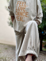 Nicki Shirt Pulli FEEL LOVE DANCE HEAL