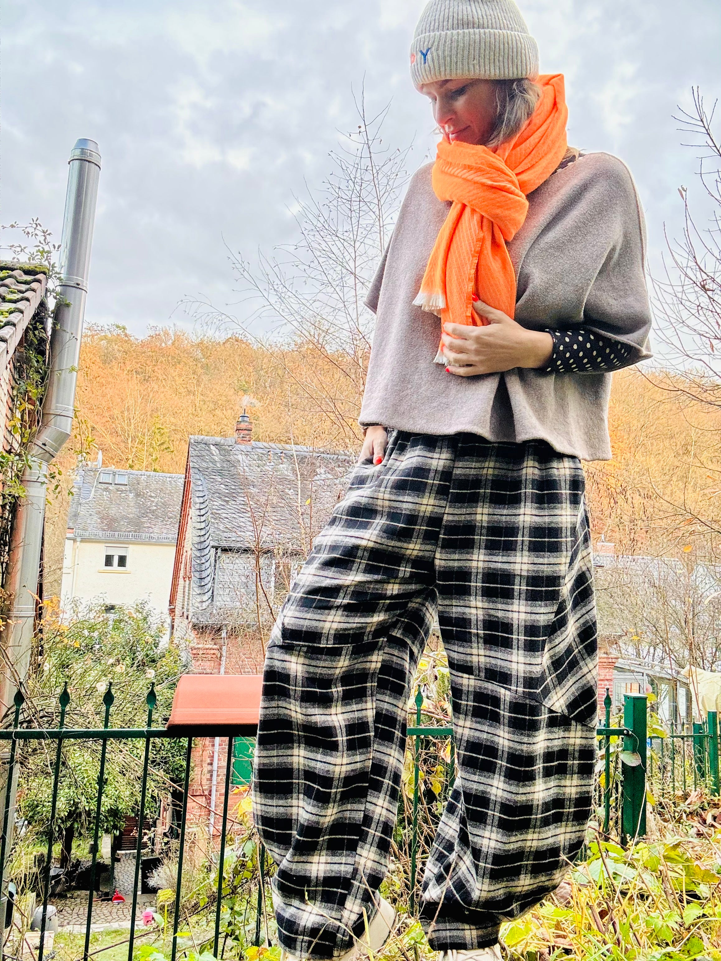 wundervolles Tuch / Schal neon